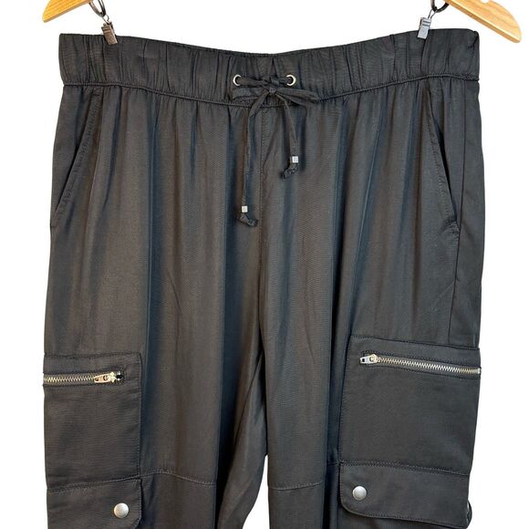 Banana Republic Cargo Jogger Pants Womens Petite Medium Black Soft Tencel - Picture 3 of 13